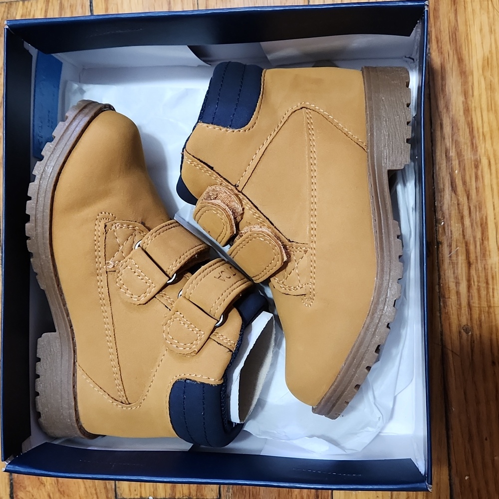 Tan Kids Boots with Velcro Straps Size 7